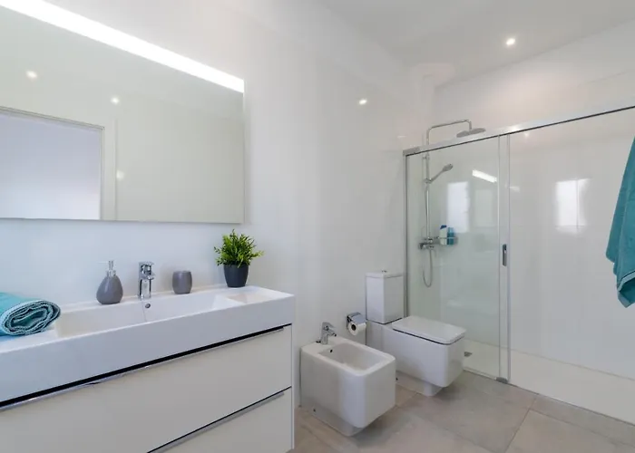 فيلة Malvasia By بلايا بلانكا